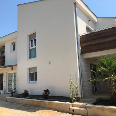 Apartmani Gavran Sukosan Exterior photo